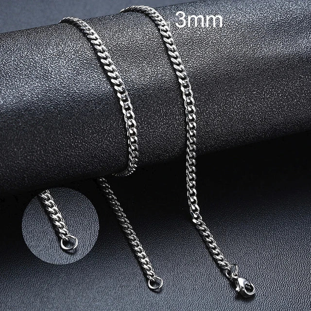 Vnox LuxeCurb Diamond-Cut Necklace