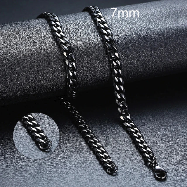 Vnox LuxeCurb Diamond-Cut Necklace